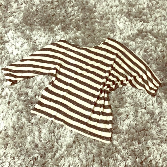 ONE shoulder asymmetrical top. - Picture 1 of 8